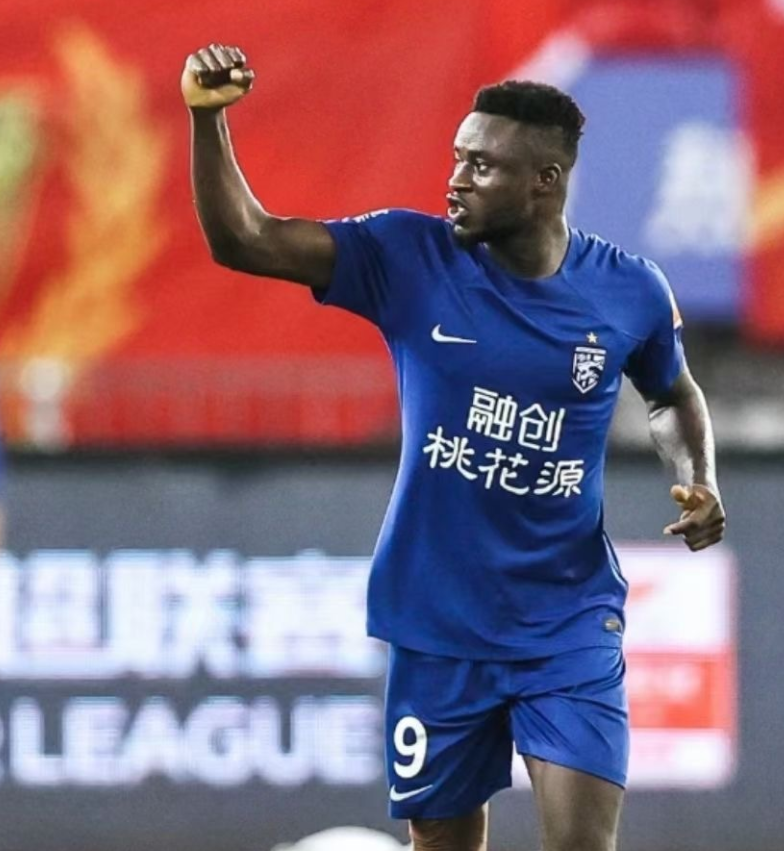 Faker连续五场比赛得分超过绝杀武汉三镇围绕葡超扳平良机，这操作让人直呼：转会期山东男篮伤情更新