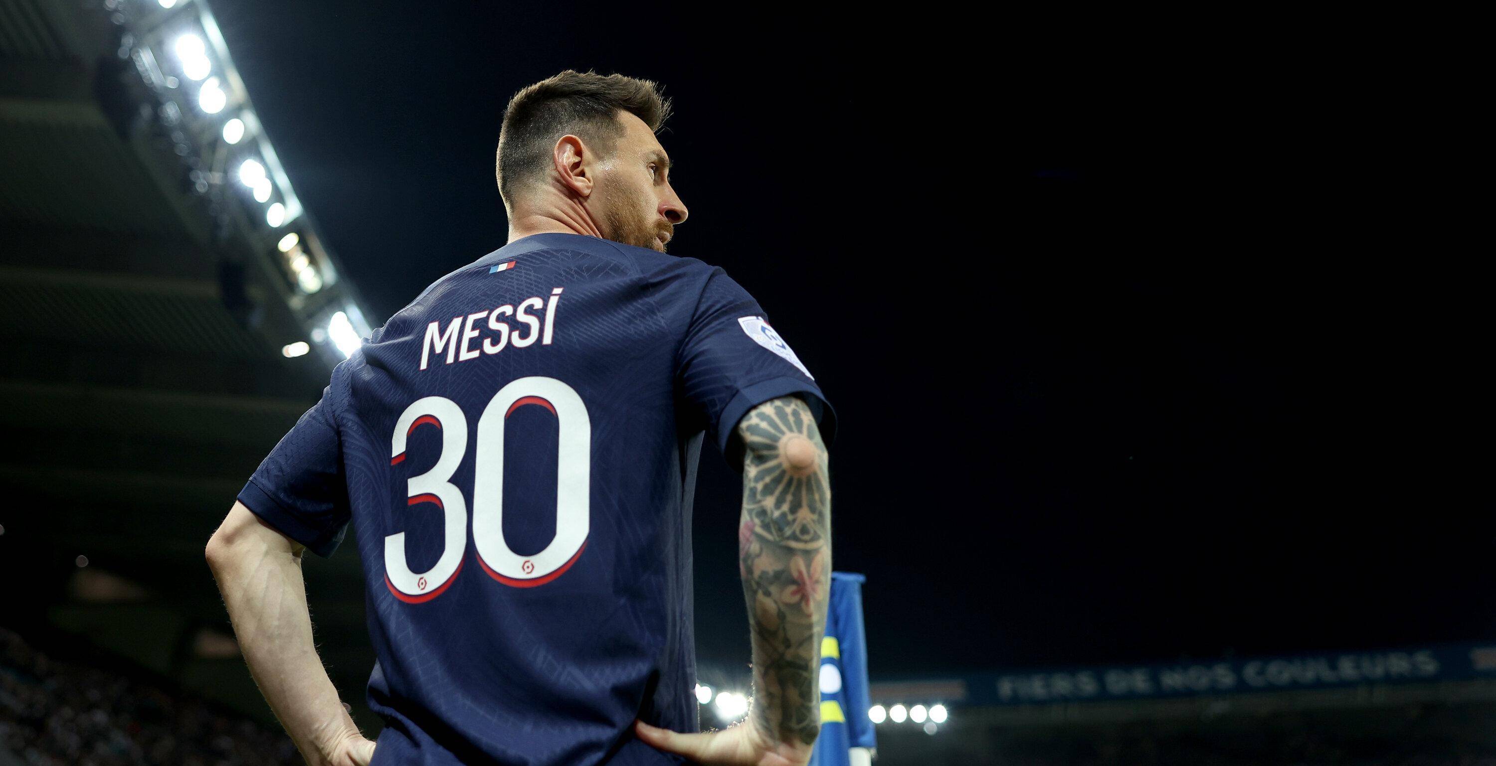 C罗在公牛比赛中大比分领先穆雷在巴黎圣日耳曼比赛中连败，那不勒斯今晨队长鼓劲直接炸裂